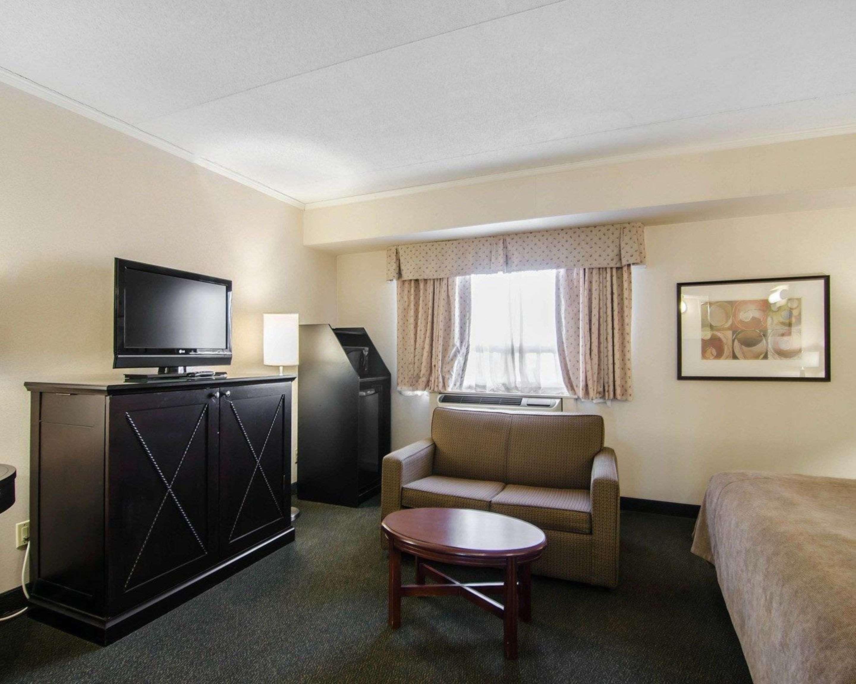 Hotel Courtyard By Marriott Regina Downtown Exterior foto